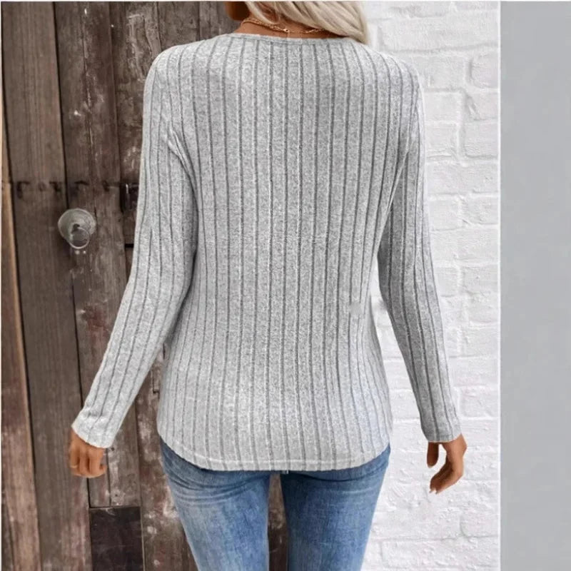 Elara | Pull Femme en Maille Côtelée Col V Cache-Cœur Coupe Slim