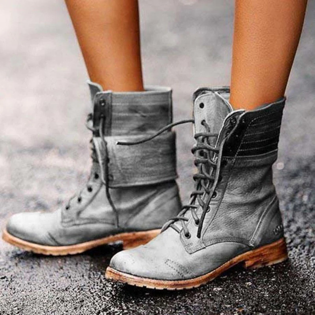 Ambre | Rangers Femme en Cuir Vieilli à Lacets Revers Talon Bas